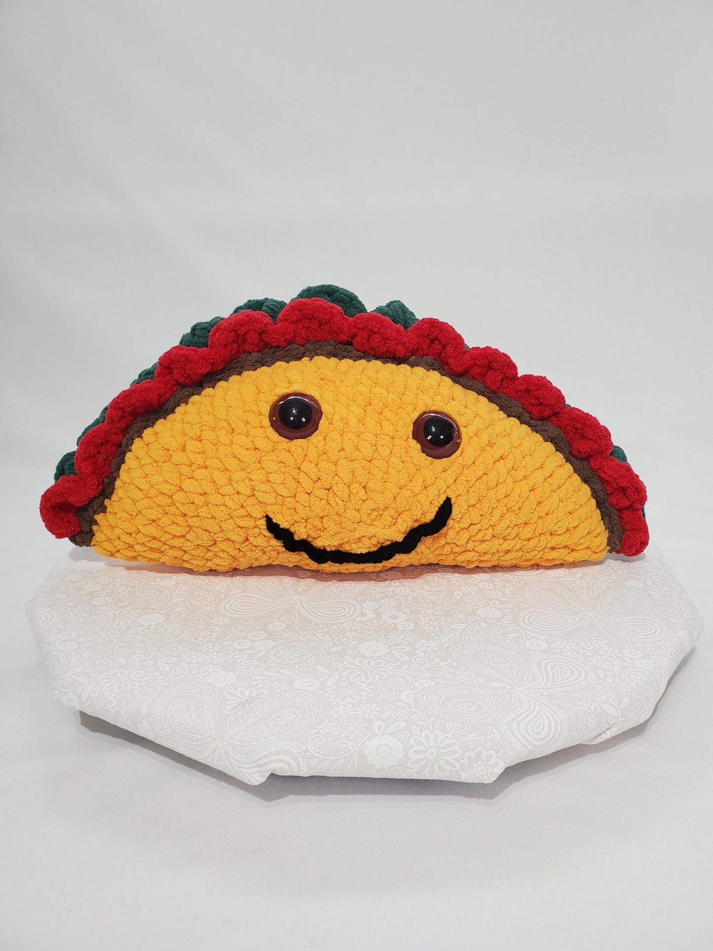 T10: Crochet Taco Stuffy / Plush Toy, made with soft blanket yarn and plastic safety eyes