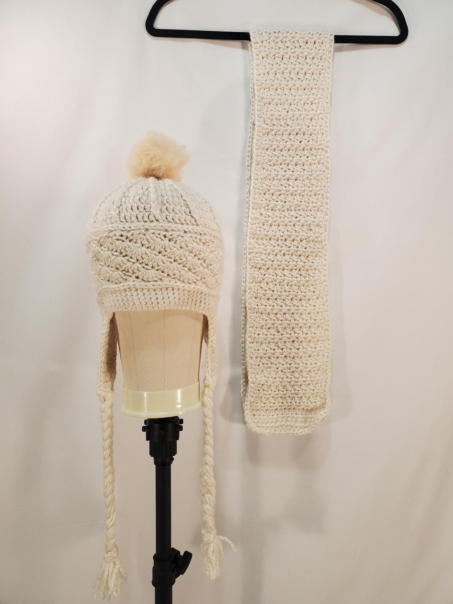 Item #95: Crochet And Scarf Set, Off White, Size Children (4y To 10y), 6' Long, 6" Wide, Made With Extra Soft 100% Acrylic Yarn