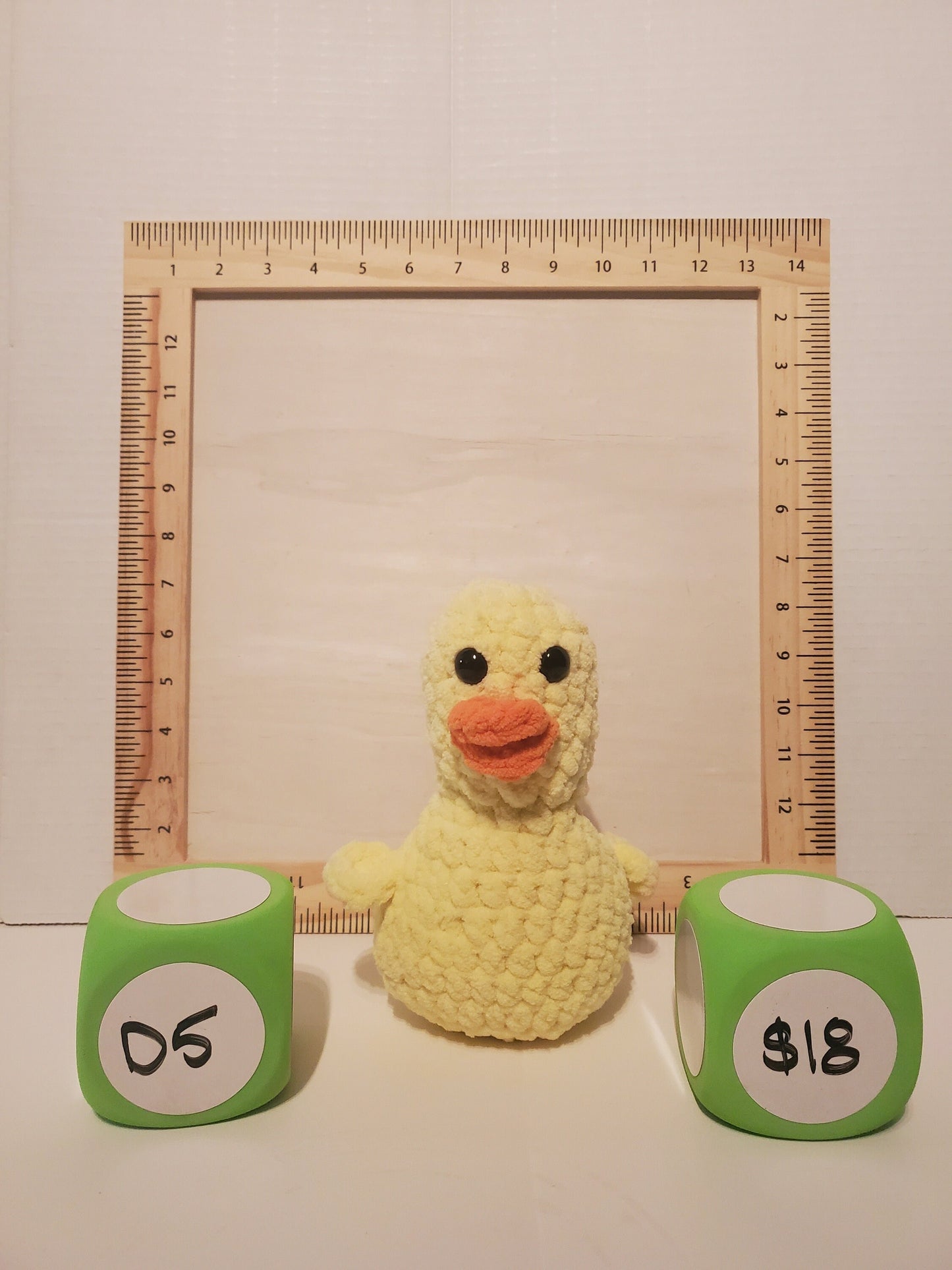 D5: Crochet stuffed animal chick /duck yellow, made with soft blanket yarn (100% Polyester) and safety eyes
