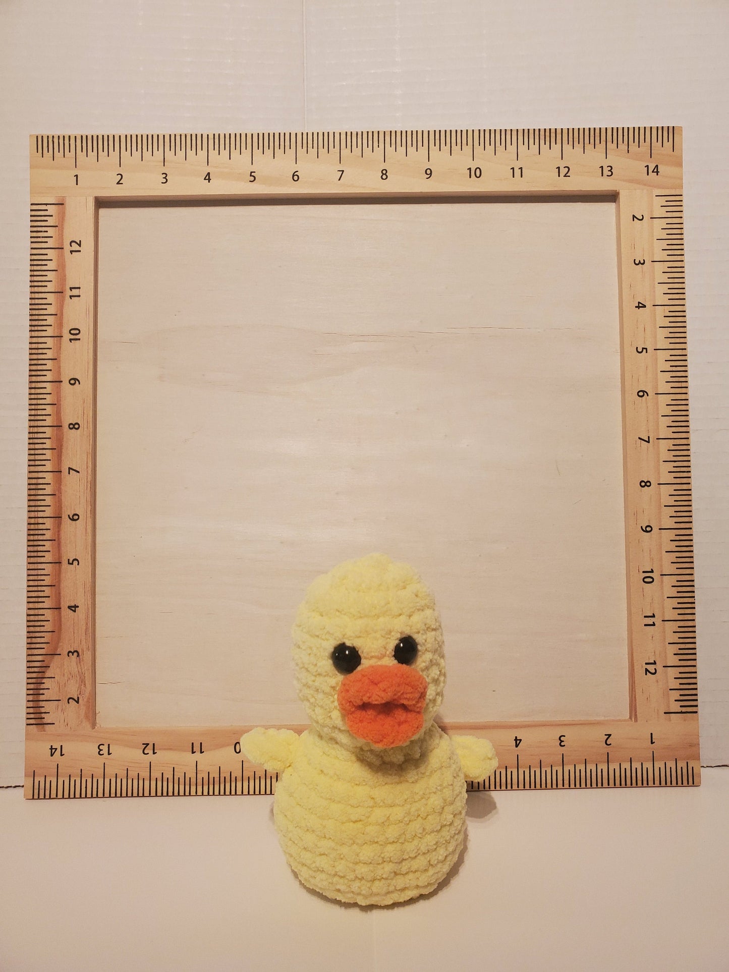 D9: Crochet stuffed animal chick /duck yellow, made with soft blanket yarn (100% Polyester) and safety eyes, approximately 5 in tall