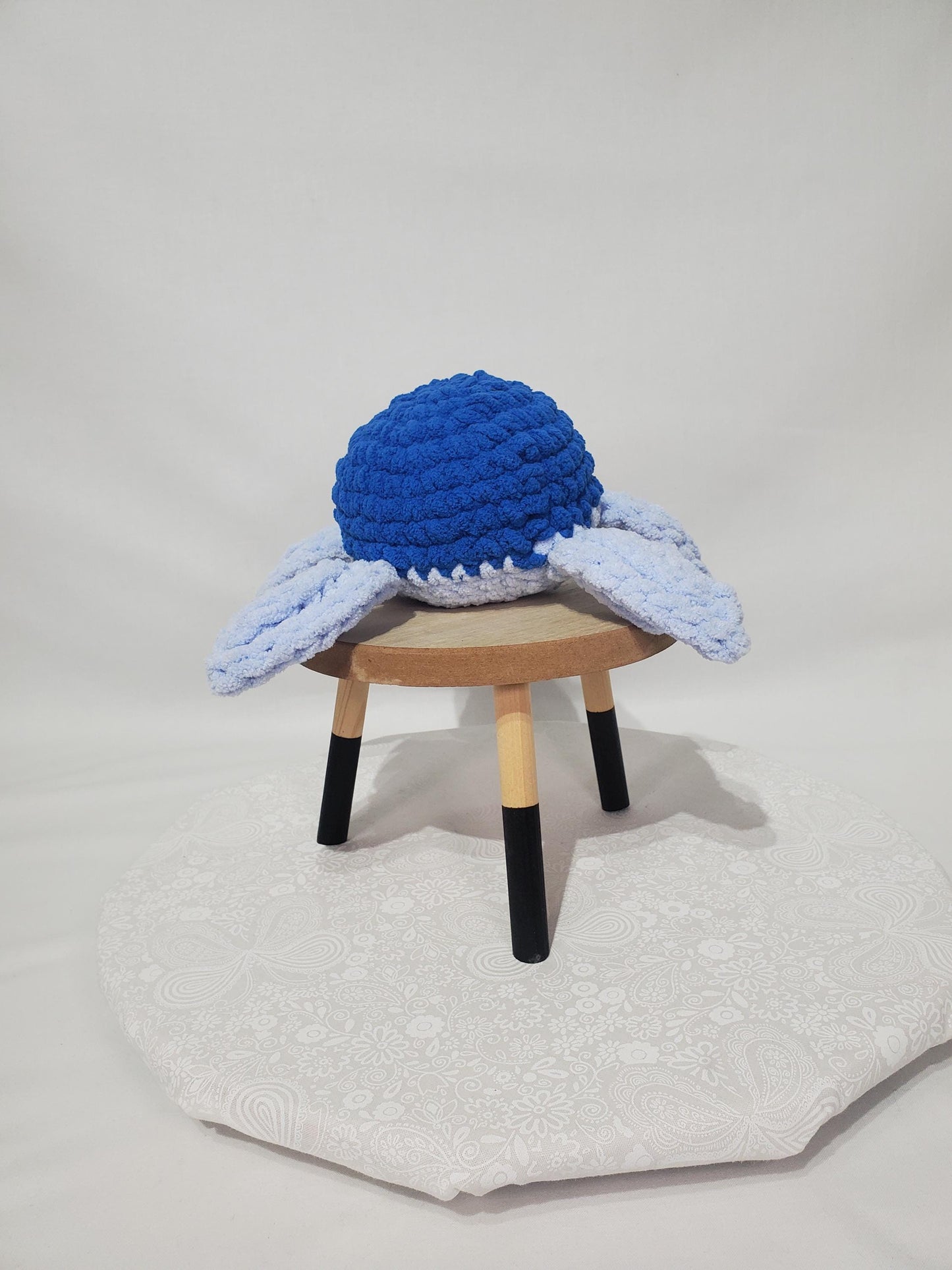 T21: Crochet Turtle Plushy / Stuffy, blue, made with soft blanket yarn (100% Polyester) and safety eyes, approx. 8" x 5" x 9"
