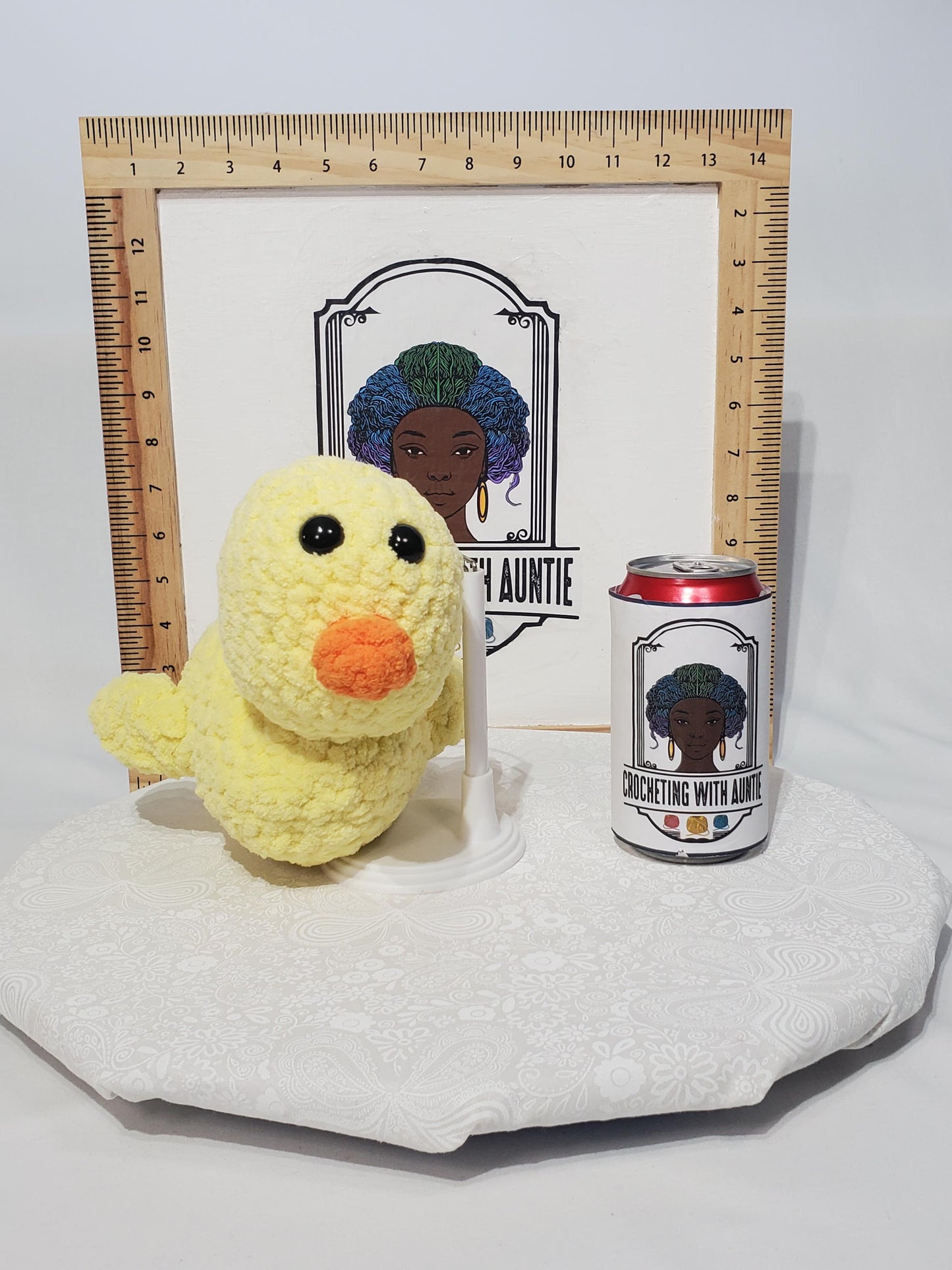 D6: Crochet stuffed animal duck, made with soft blanket yarn (100% polyester) and safety eyes