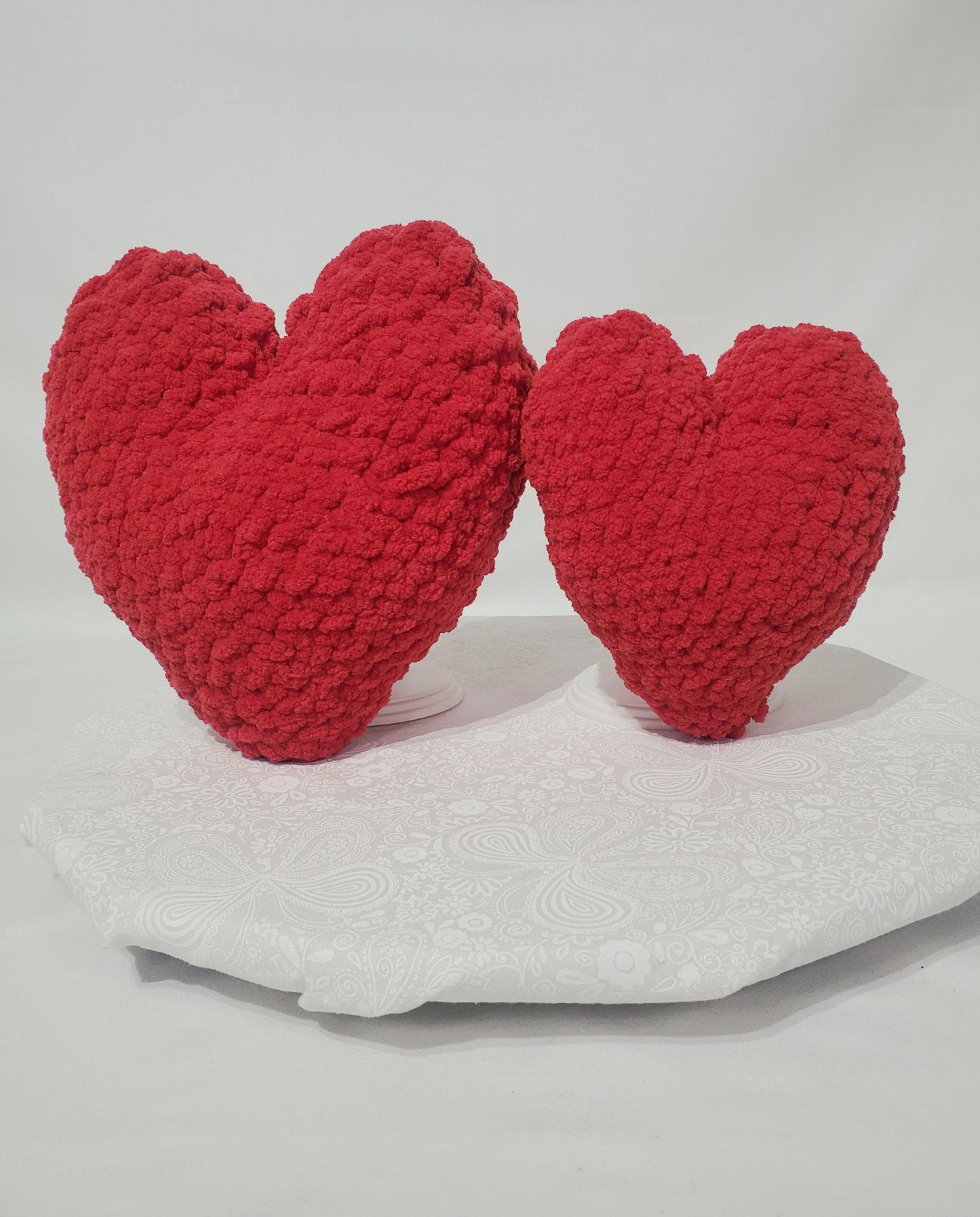 T26: 2 Crochet Hearts, Toy / Stuffy, Red, made with soft blanket yarn (100% polyester) and fiber fill