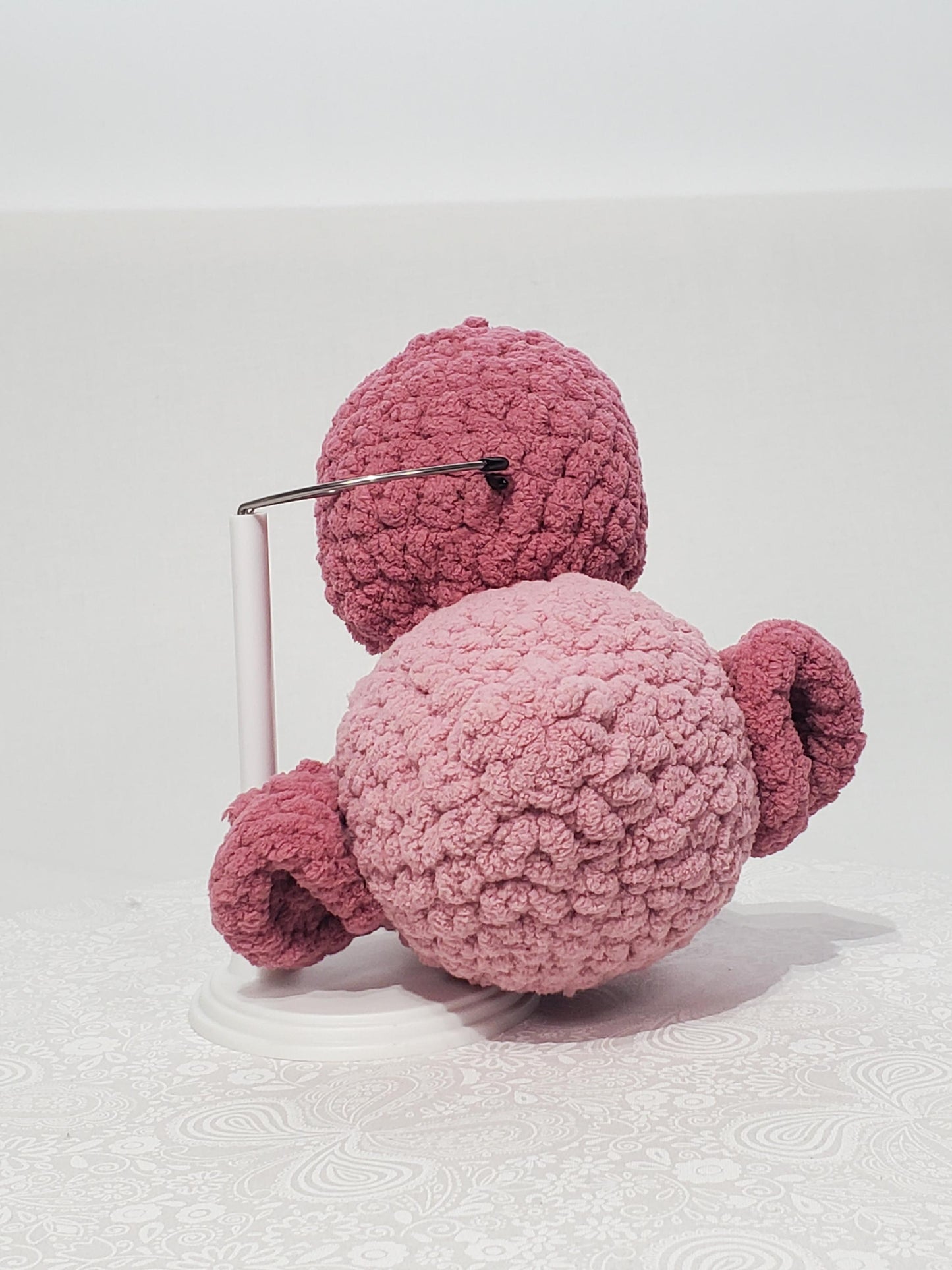 D7: Crochet stuffed animal duck, shades of pink, made with soft blanket yarn (100% polyester) and safety eyes