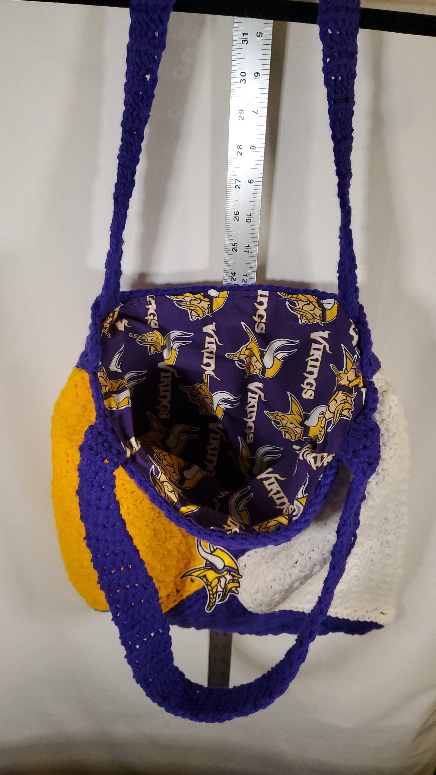 V9: MN Viking Inspired Lined Tote Bag, approx. 21" x 14 1/2"