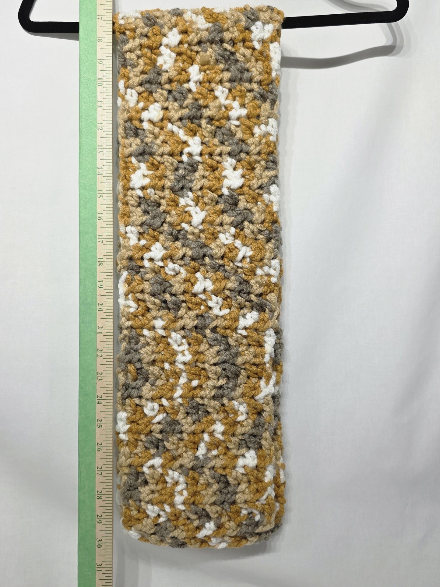 Ear warmer & Scarf set, made with thick 100% acrylic yarn