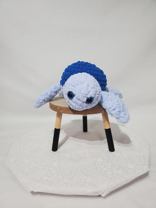 T21: Crochet Turtle Plushy / Stuffy, blue, made with soft blanket yarn  (100% Polyester) and safety eyes, approx. 8" x 5" x 9"