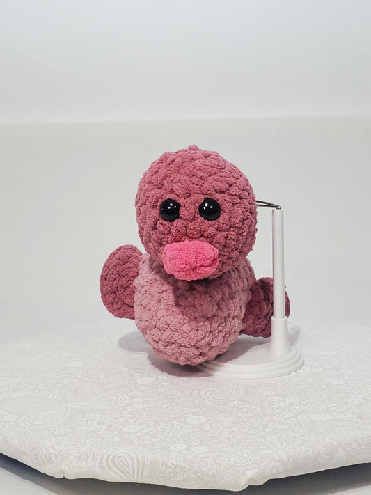 D7: Crochet stuffed animal duck, shades of pink, made with soft blanket yarn (100% polyester) and safety eyes