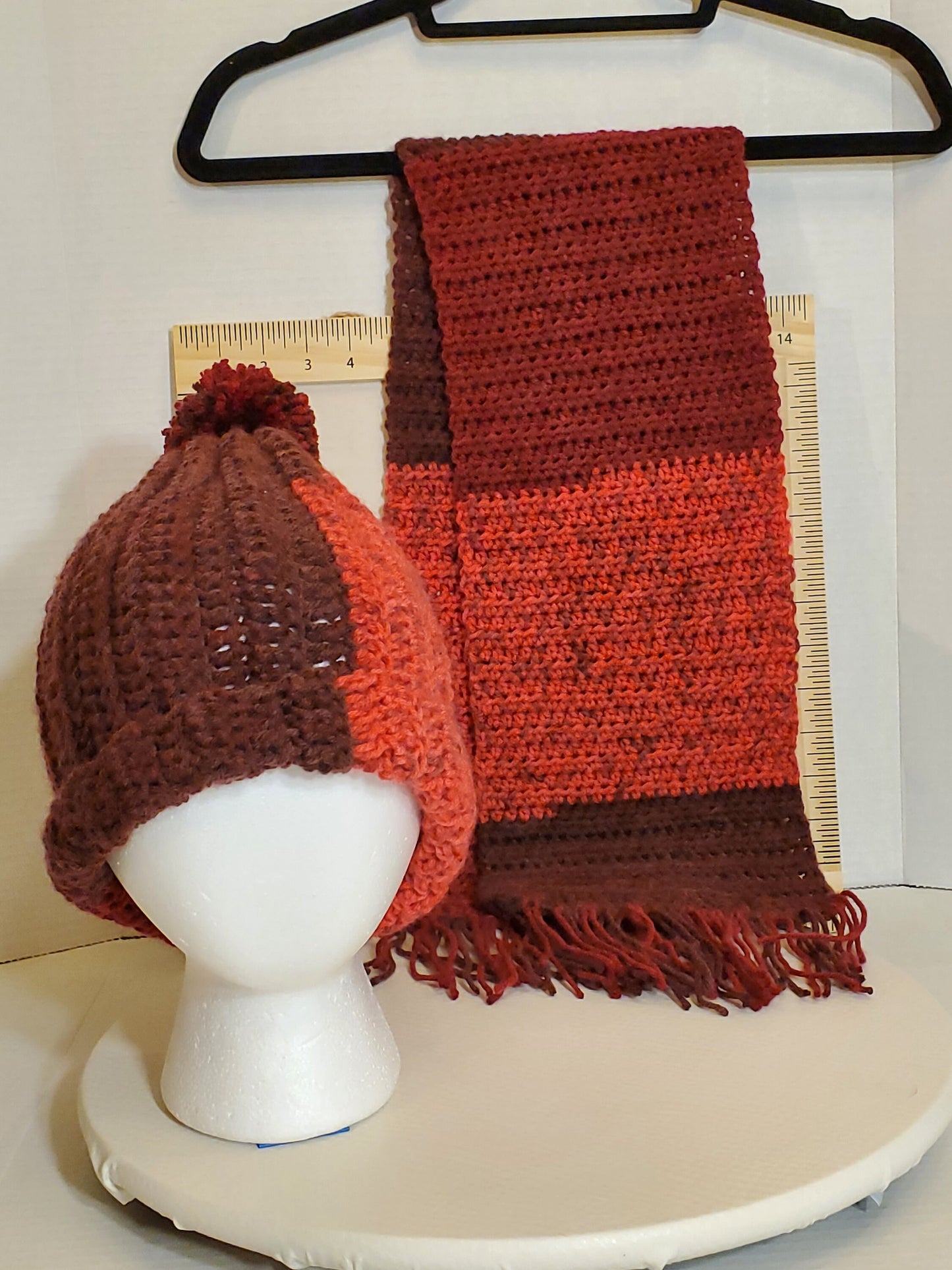 Crochet Hat and Scarf Set, Red Ombre