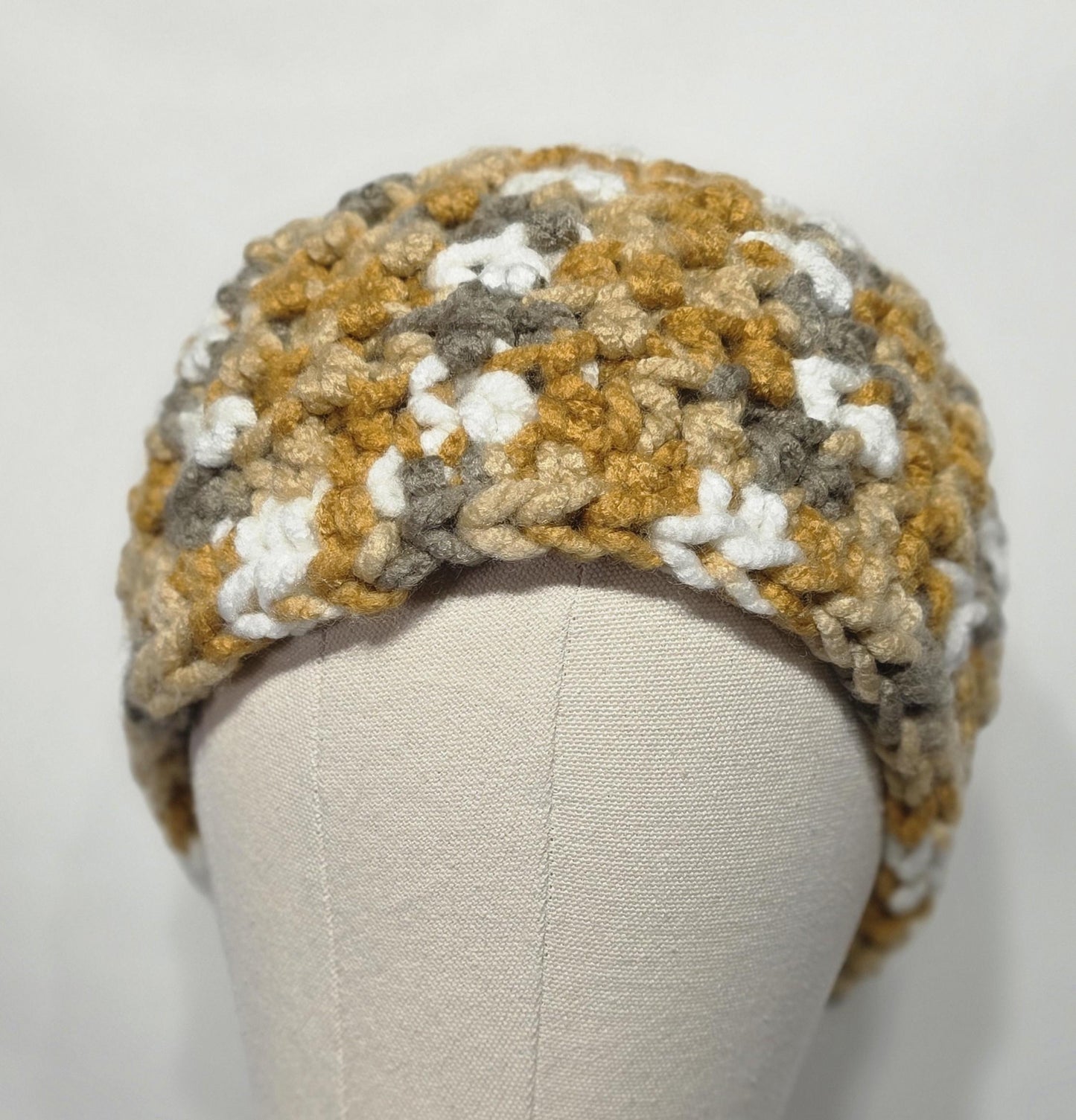 Ear warmer & Scarf set, made with thick 100% acrylic yarn