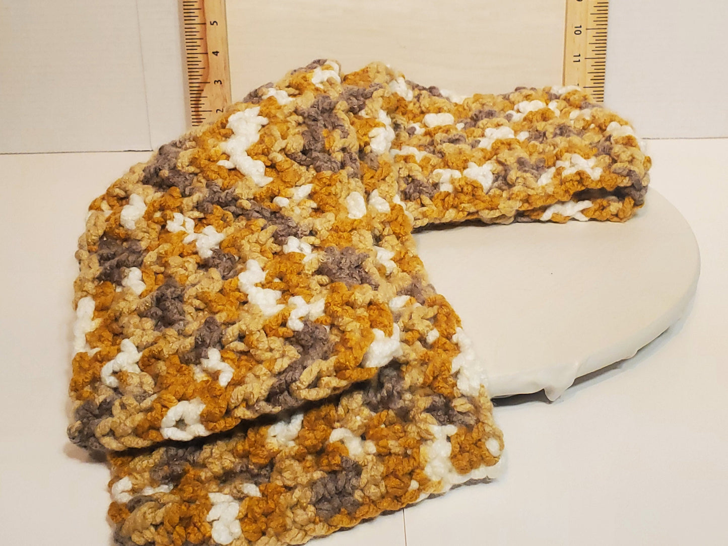 Ear warmer & Scarf set, made with thick 100% acrylic yarn