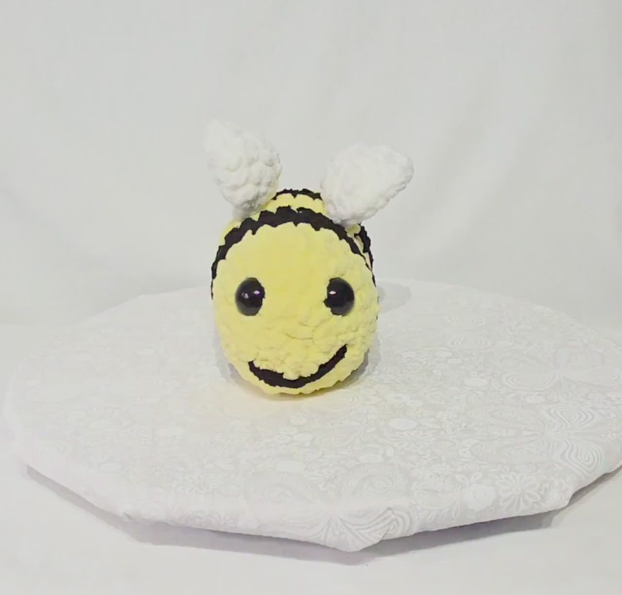 T30: Crochet Stuffed Animal/Plushy Bee - Large